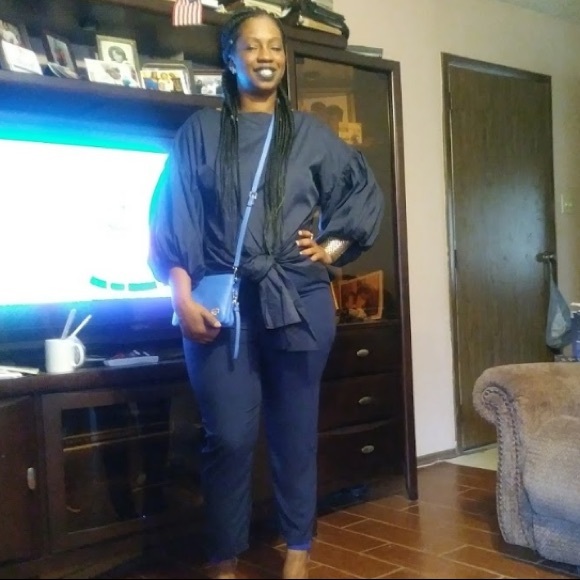 Navy Blue Tie-up blouse - Picture 2 of 2